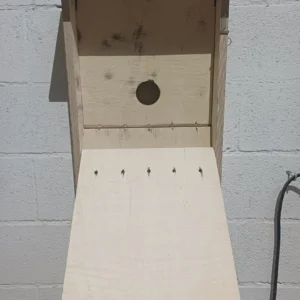 Caja nido para murciélagos Cm11 con detalle de interior 2